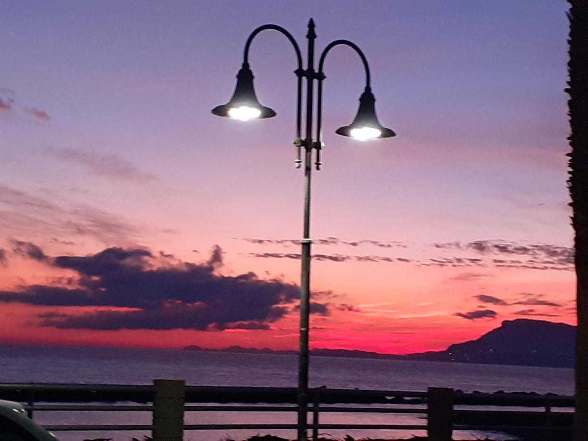 Azzurra Casa Vacanza Ventimiglia Luaran gambar
